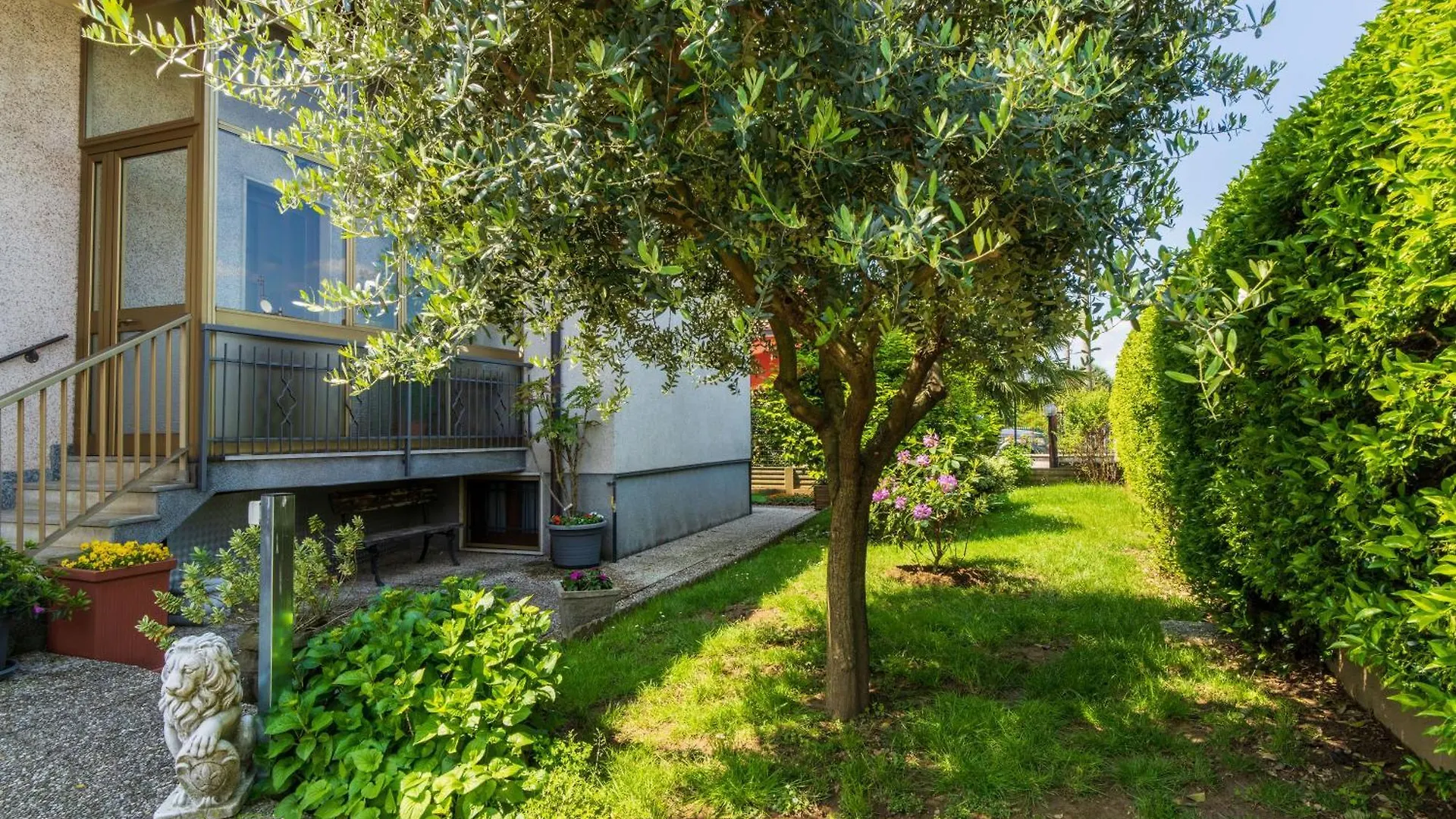 Le Rose Apartment Venegono Superiore